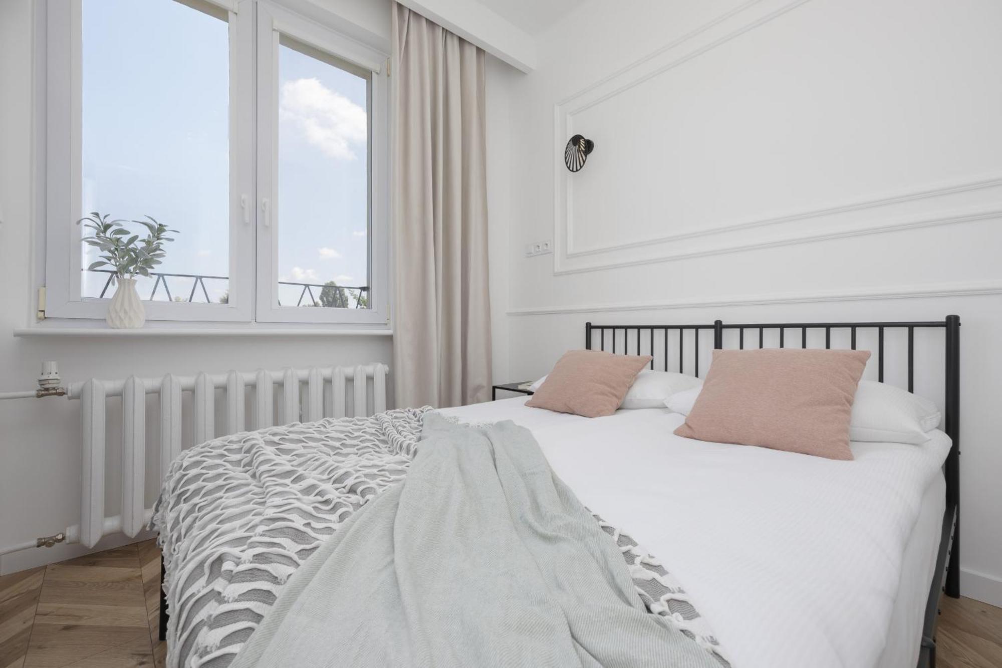 Elegancki Apartament Dla 4 Osob W Warszawie By Noclegi Renters Warszawa Eksteriør billede
